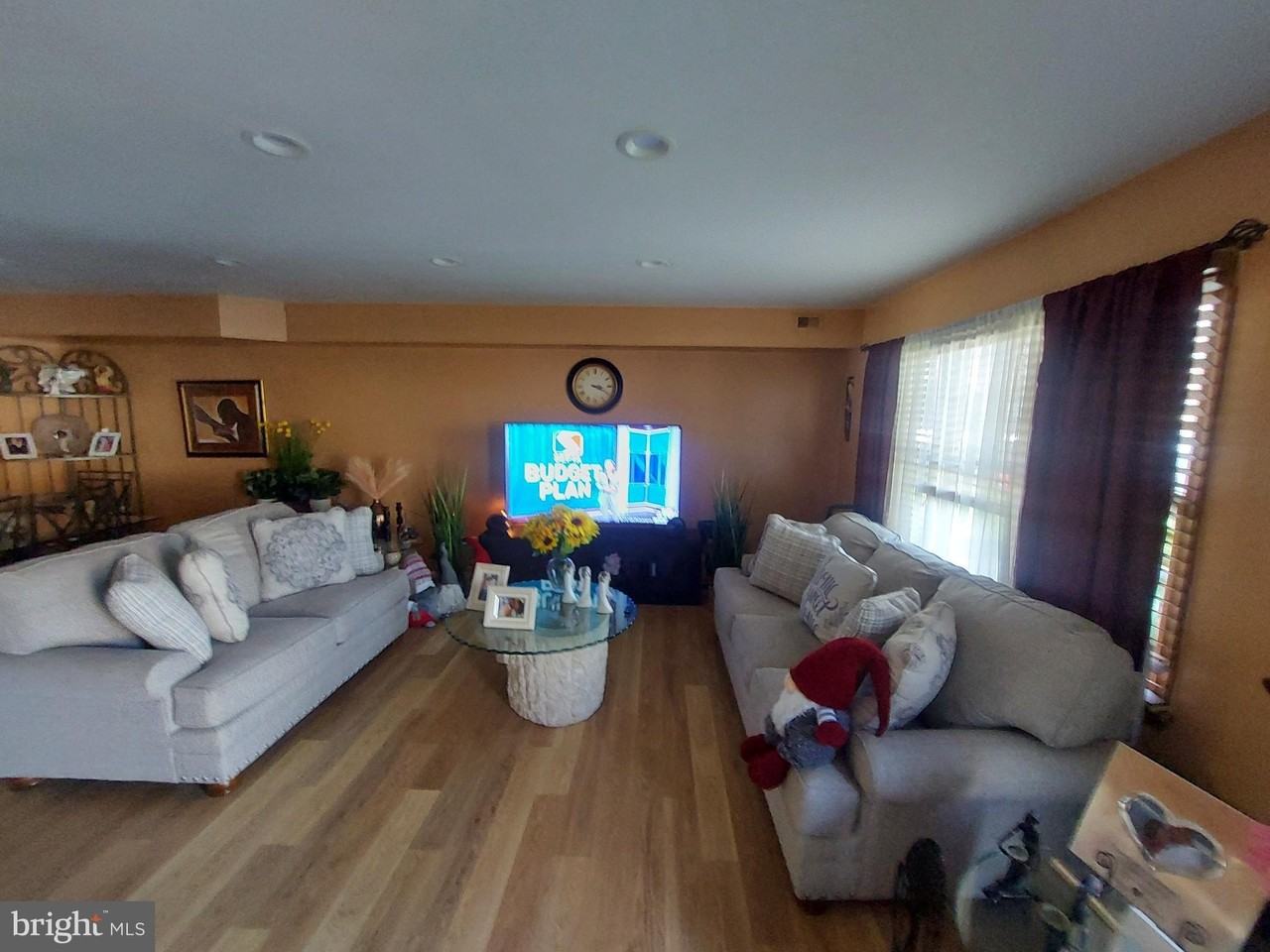 1110 Sheffield Ct - Photo 3 of 15