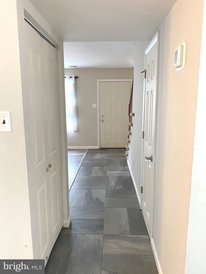 334 Laurel Dr - Photo 4 of 25