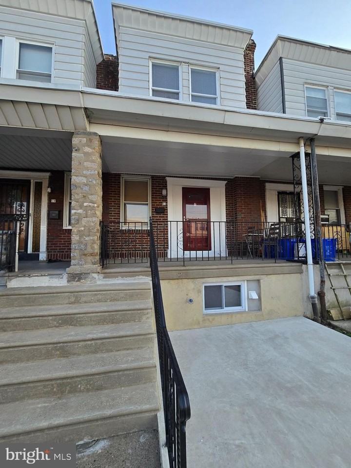 94 W Nedro Ave ## 00 - Photo 2 of 32