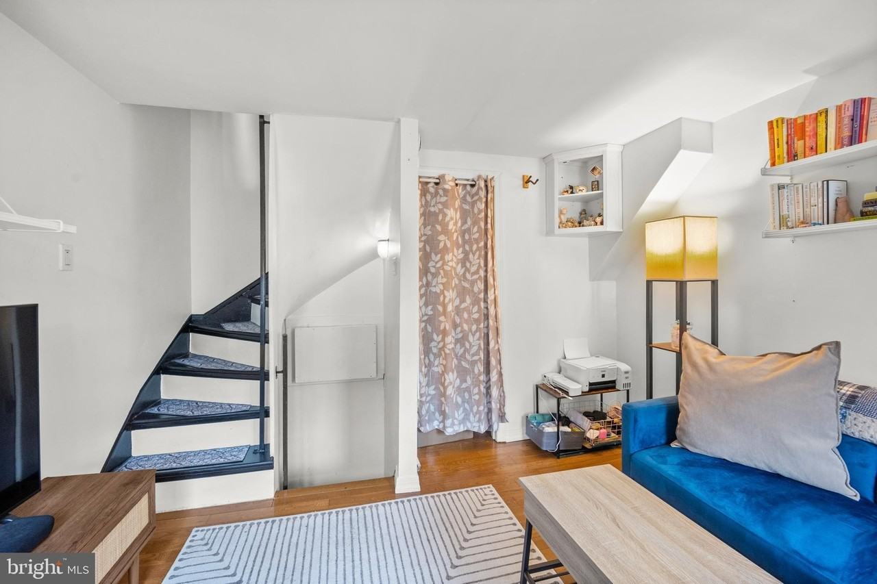 124 Catharine St Rear D - Photo 6 of 16