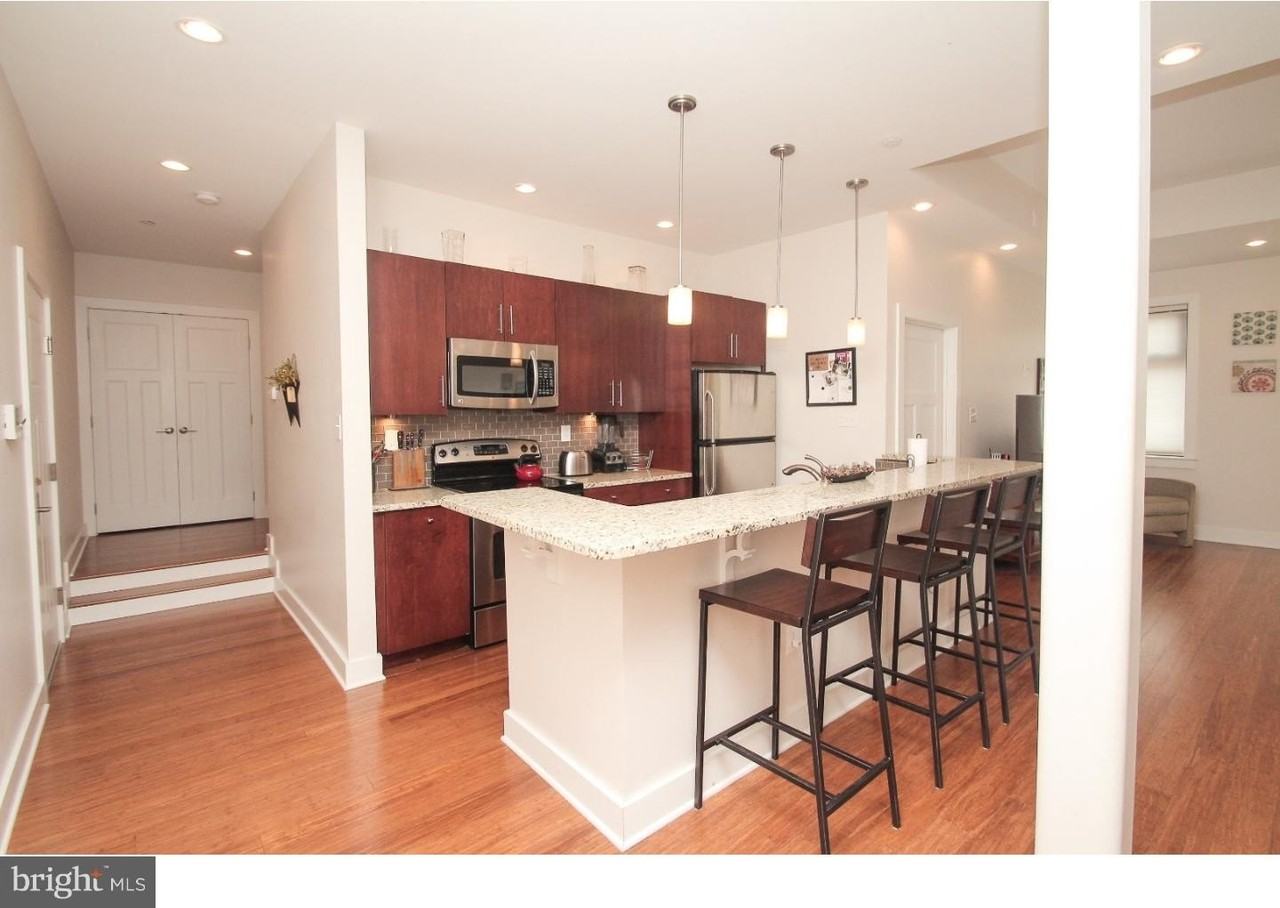 551 N Lawrence St Unit 3 - Photo 4 of 24