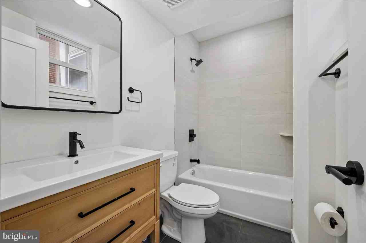 627 N 16th St Unit 101 - Photo 5 of 8