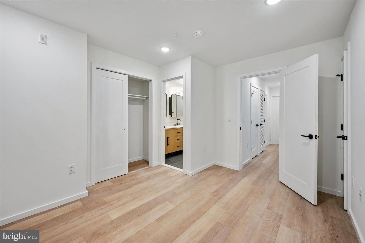 627 N 16th St Unit 101 - Photo 7 of 8