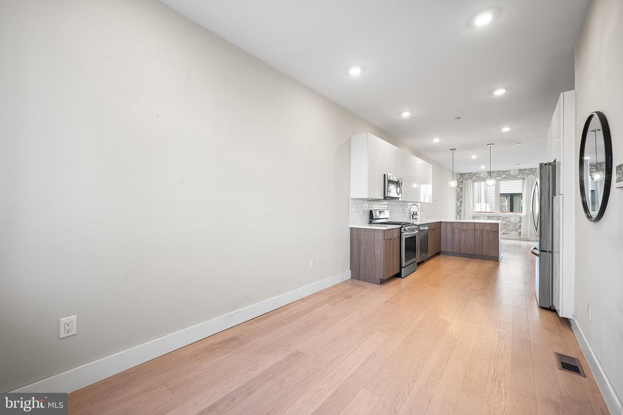 183947 Blair St #3 - Photo 4 of 24