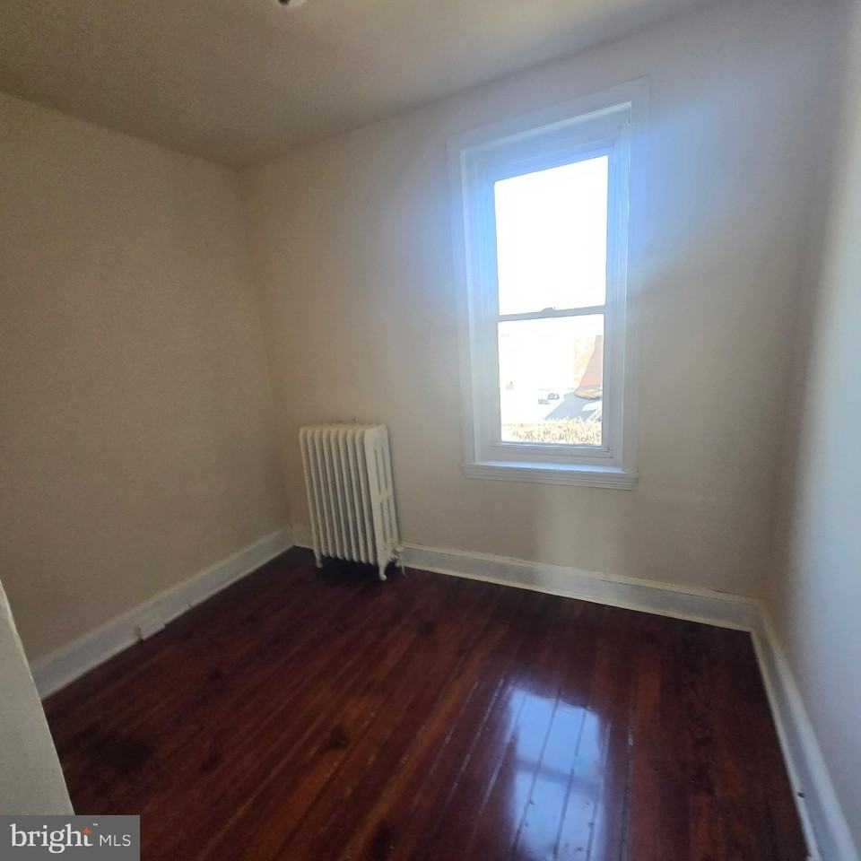 1523 Ruan St - Photo 7 of 7