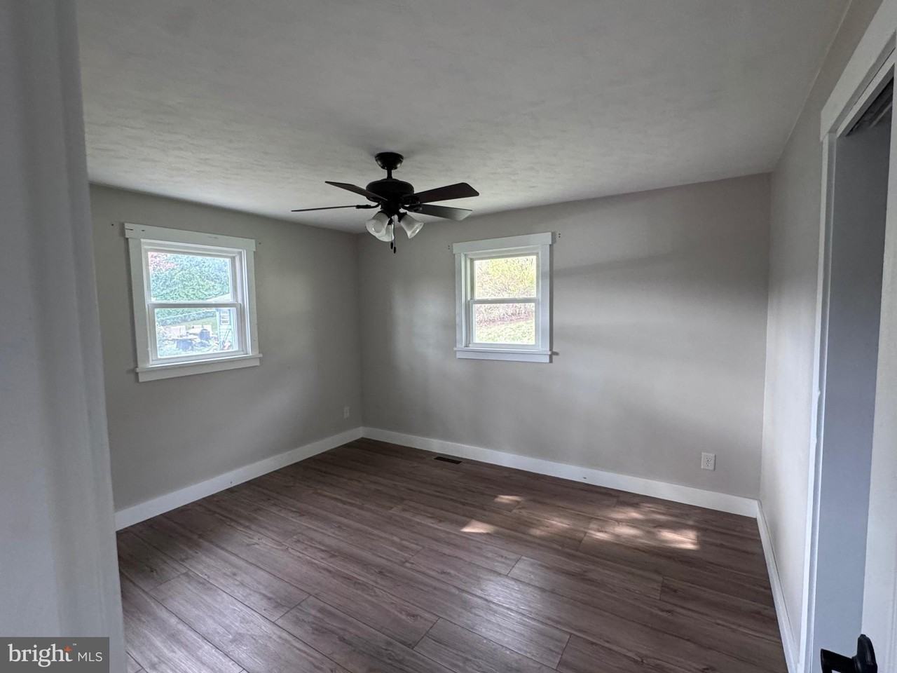 2674 Seven Valleys Rd - Photo 6 of 9