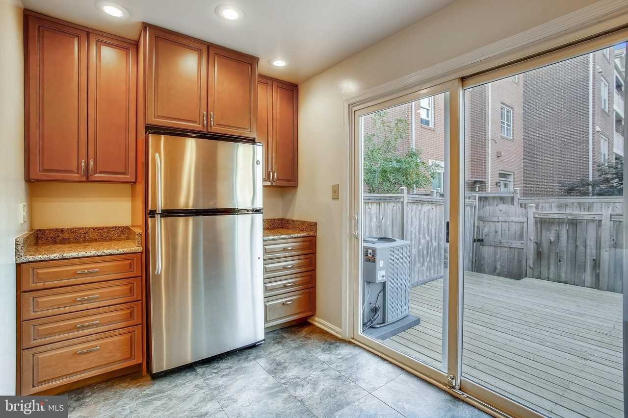 538 N West St - Photo 6 of 20