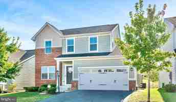 featured image of 124 Emperor Dr