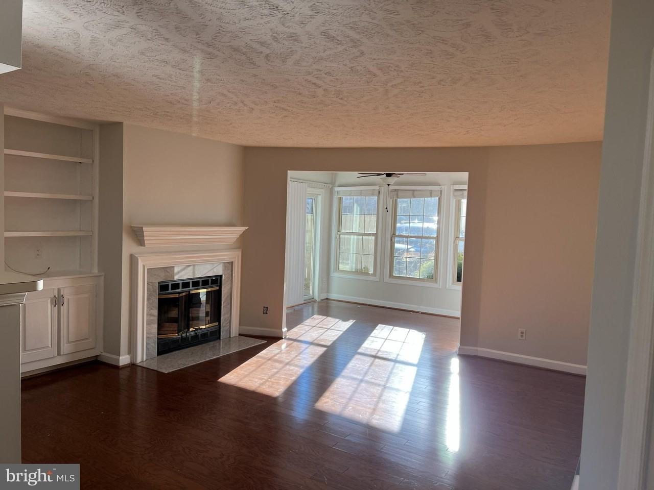 12002 Ridge Knoll Dr Apt 7 - Photo 7 of 14