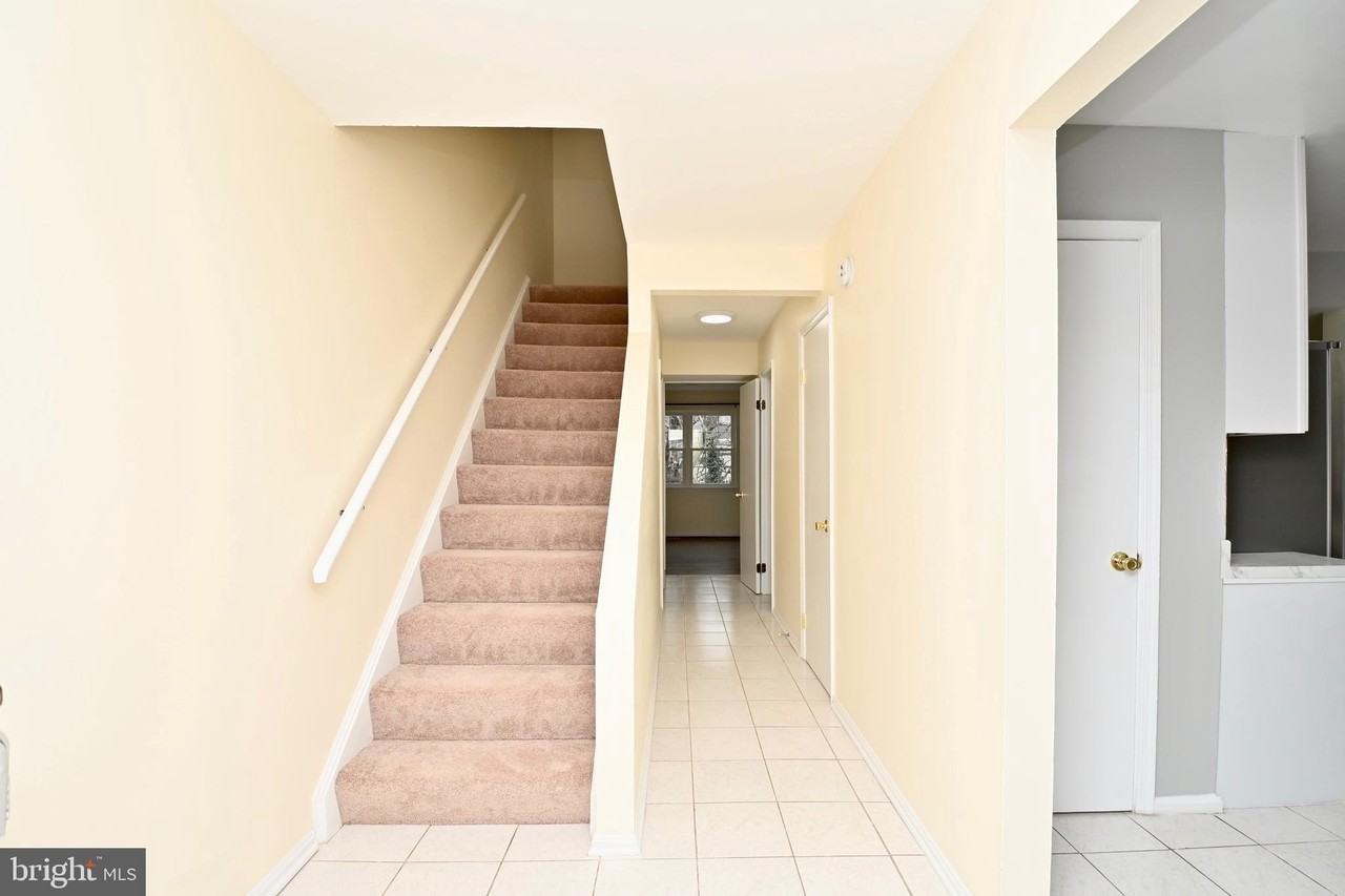 2767 January Ct - Photo 3 of 39