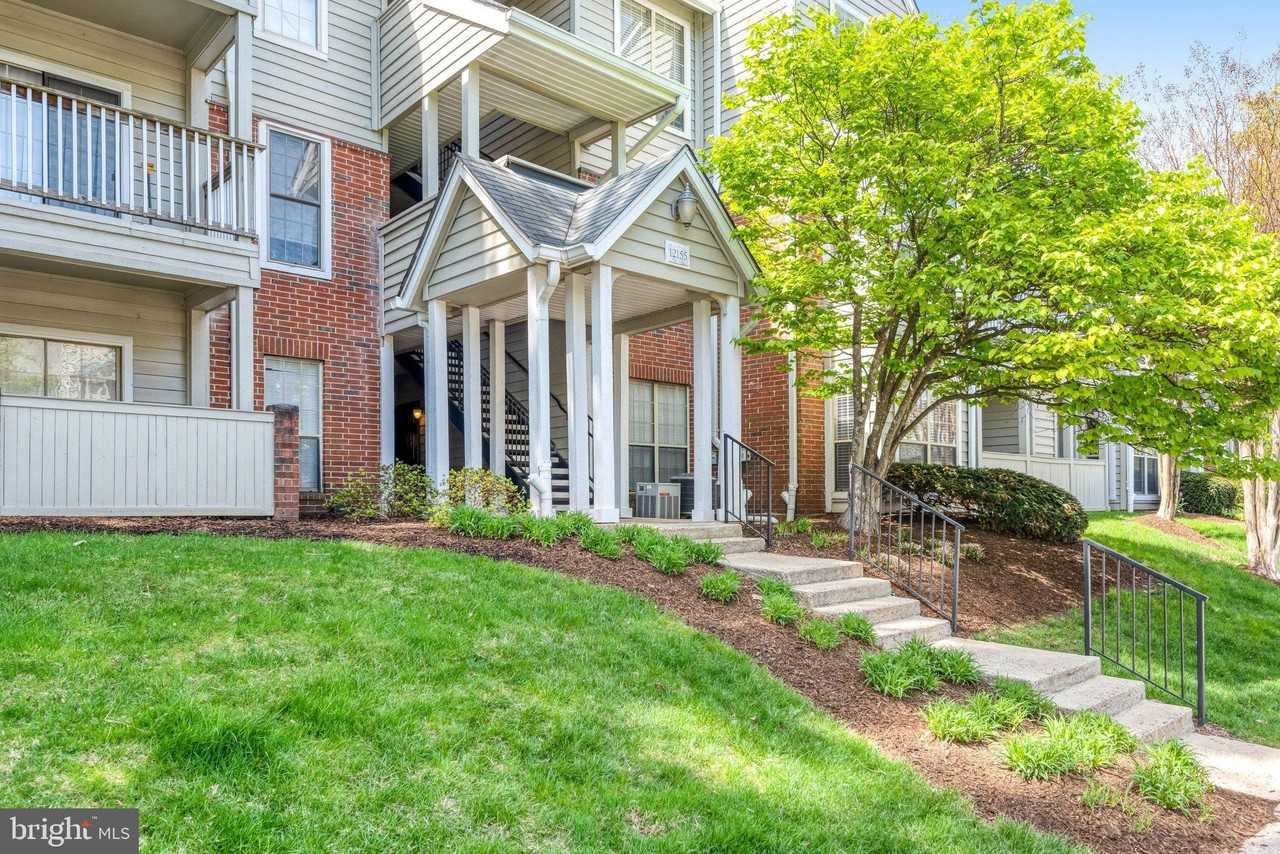 12155 Penderview Ter Apt 804 - Photo 2 of 30