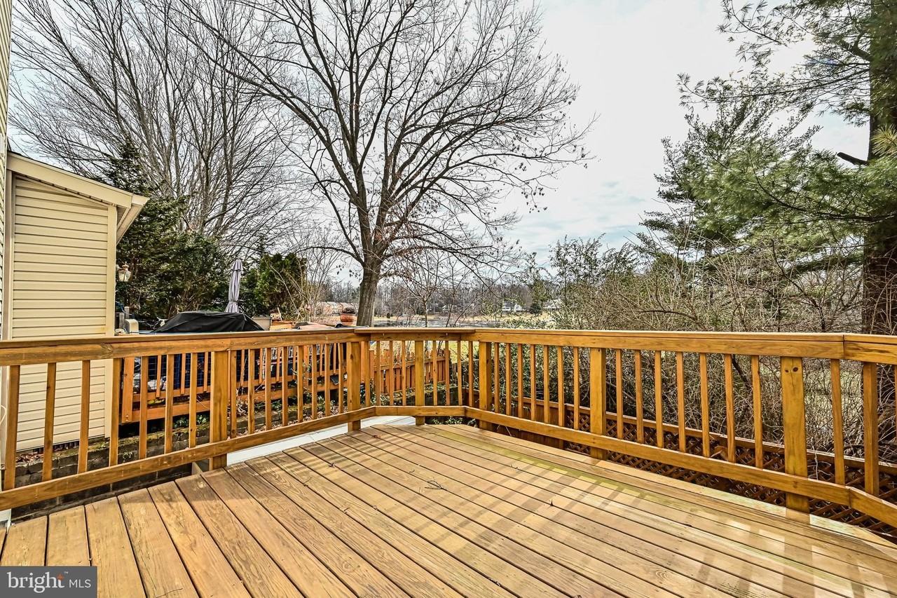 5572 Kendrick Ln - Photo 6 of 40