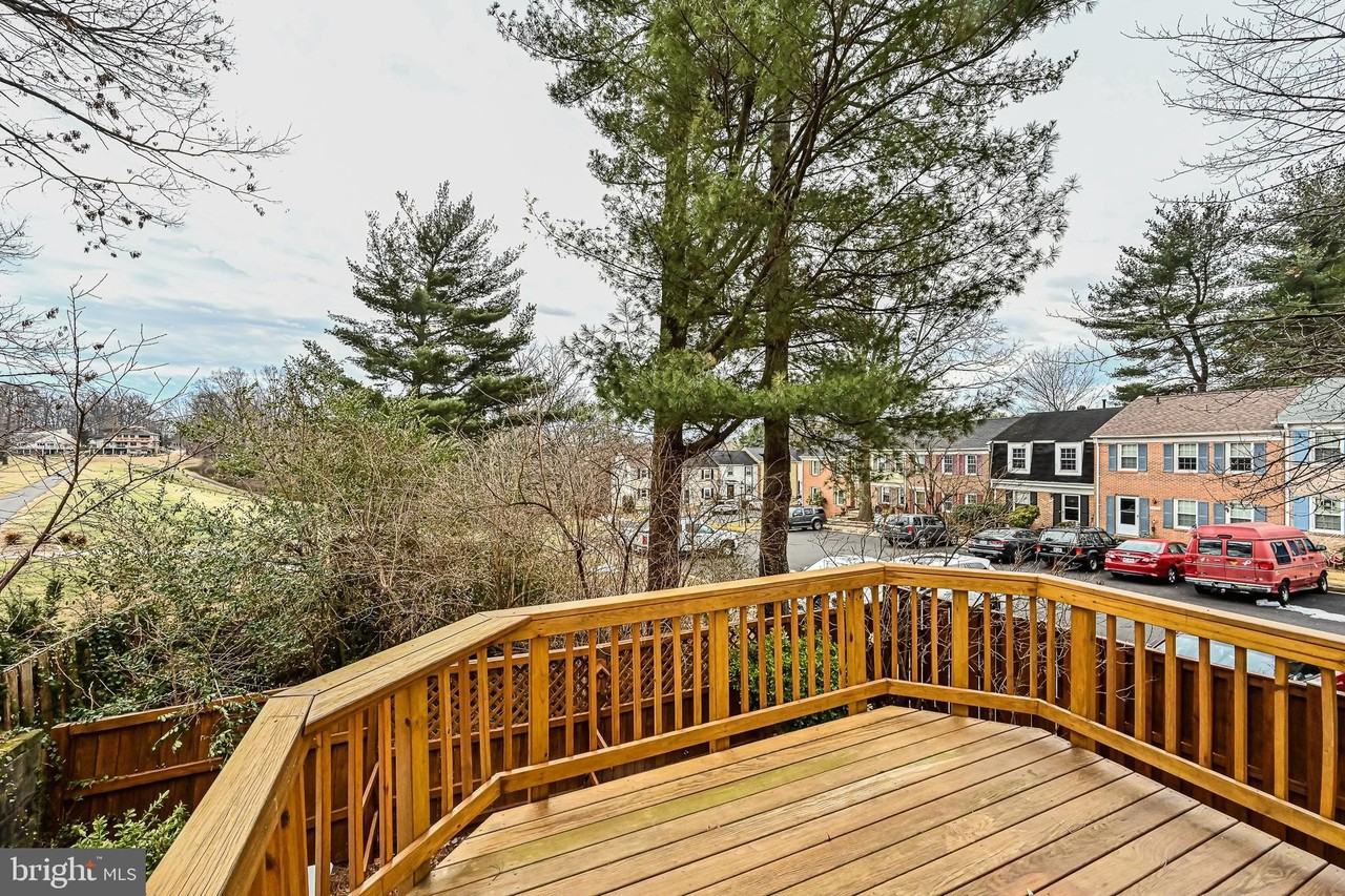 5572 Kendrick Ln - Photo 7 of 40