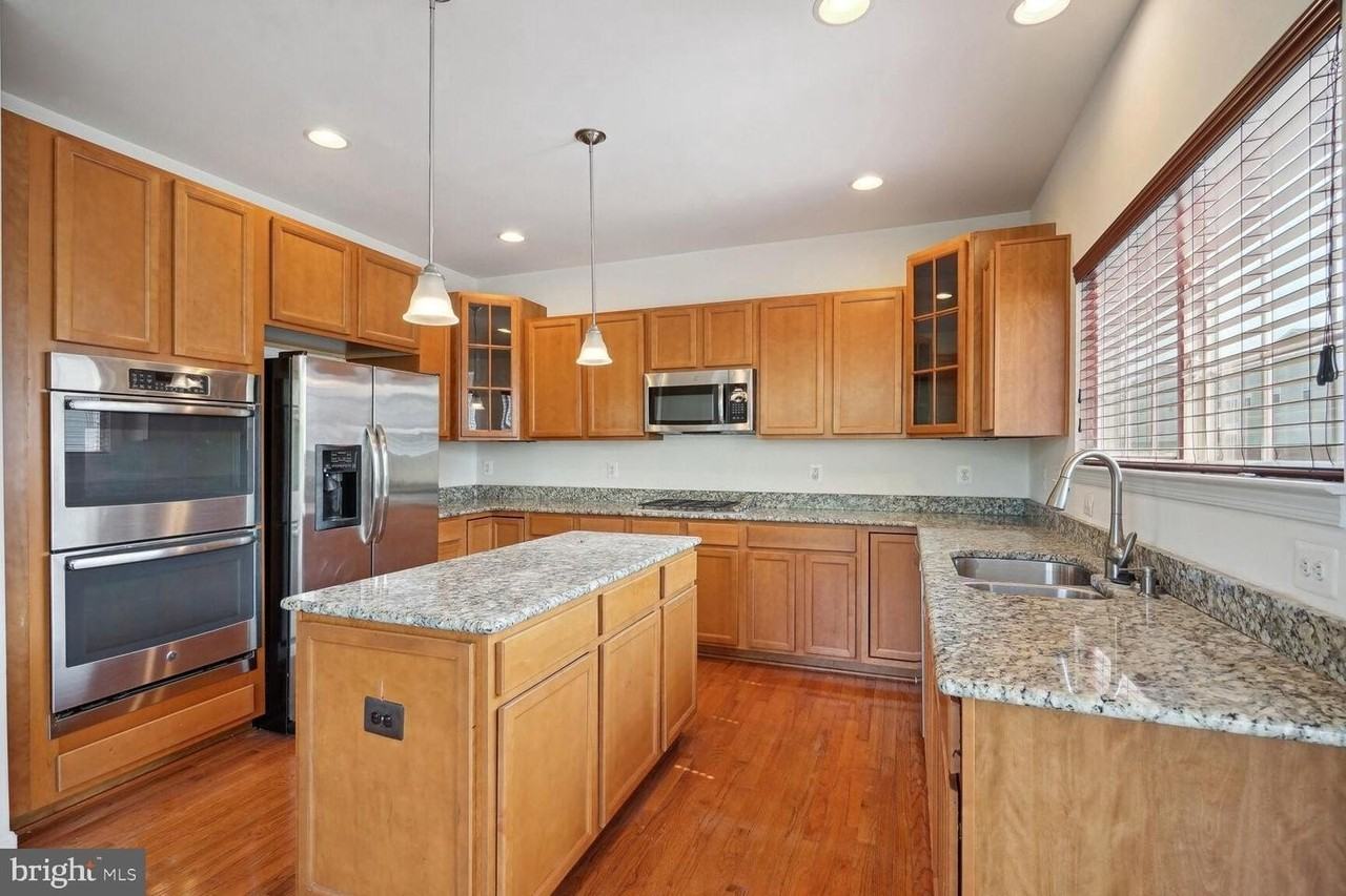 9074 Belo Gate Dr - Photo 2 of 16