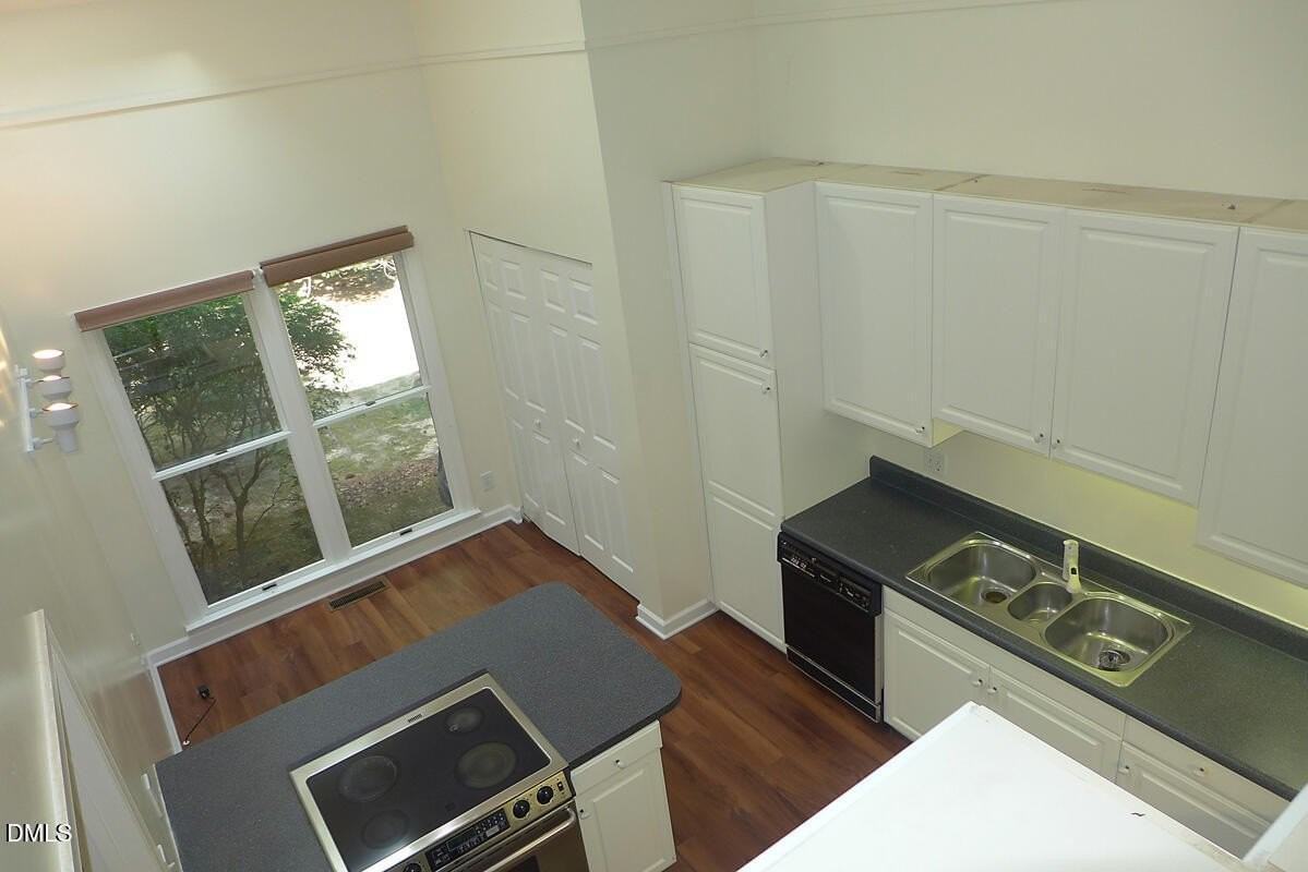 439 Crossvine Close - Photo 7 of 20