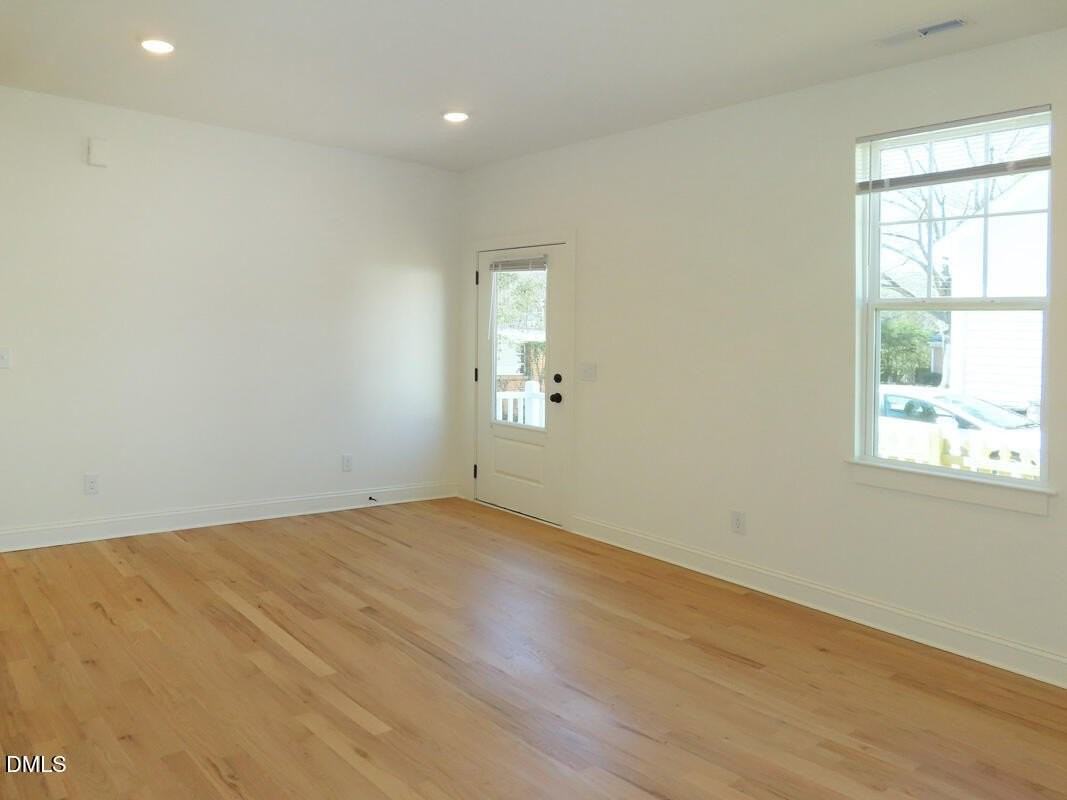 2812 Cascadilla St - Photo 5 of 13