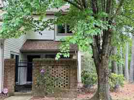 23 Bloomsbury Ct - Photo 1 of 1