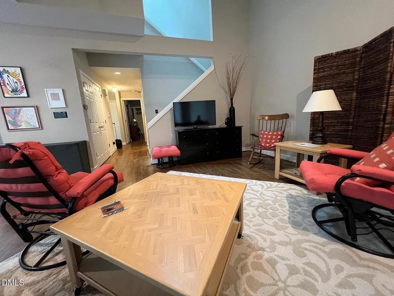 23 Bloomsbury Ct - Photo 5 of 24