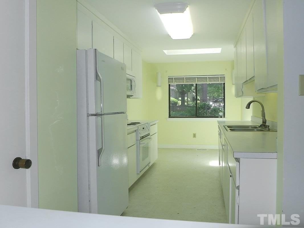 21 Bluff Trl - Photo 7 of 19