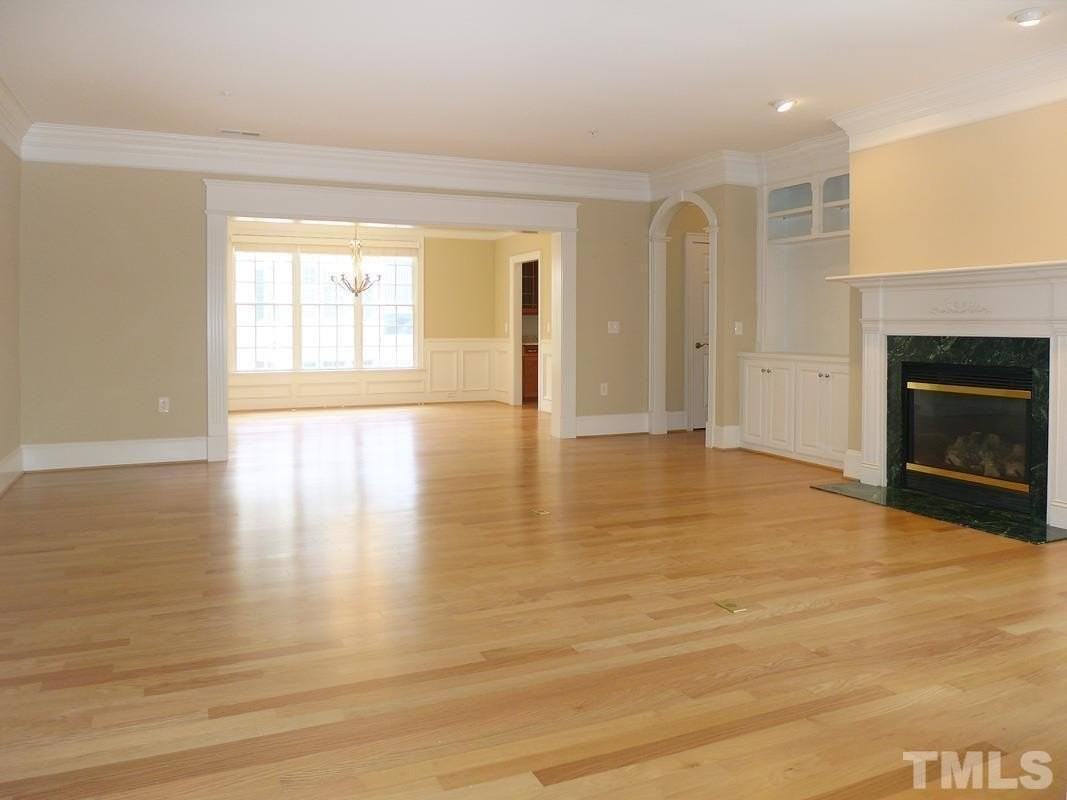 413 W Barbee Chapel Rd - Photo 5 of 22