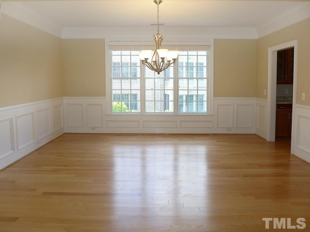 413 W Barbee Chapel Rd - Photo 7 of 22