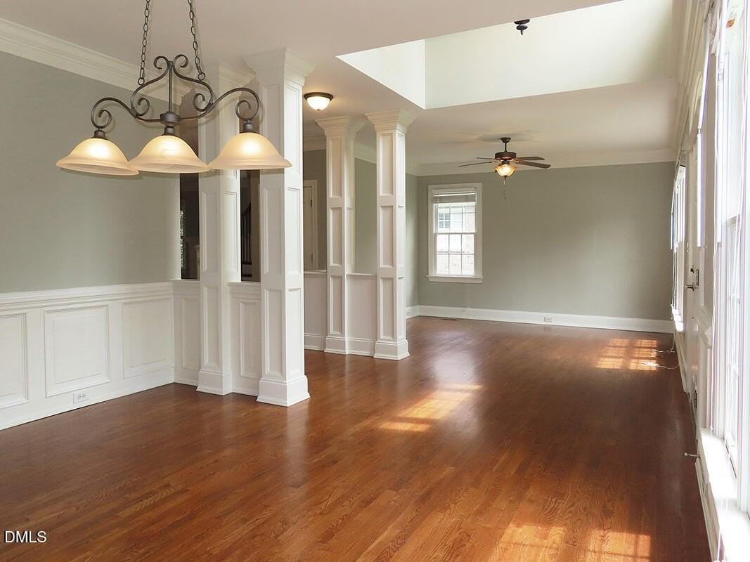 122 Edgewood Dr - Photo 5 of 35