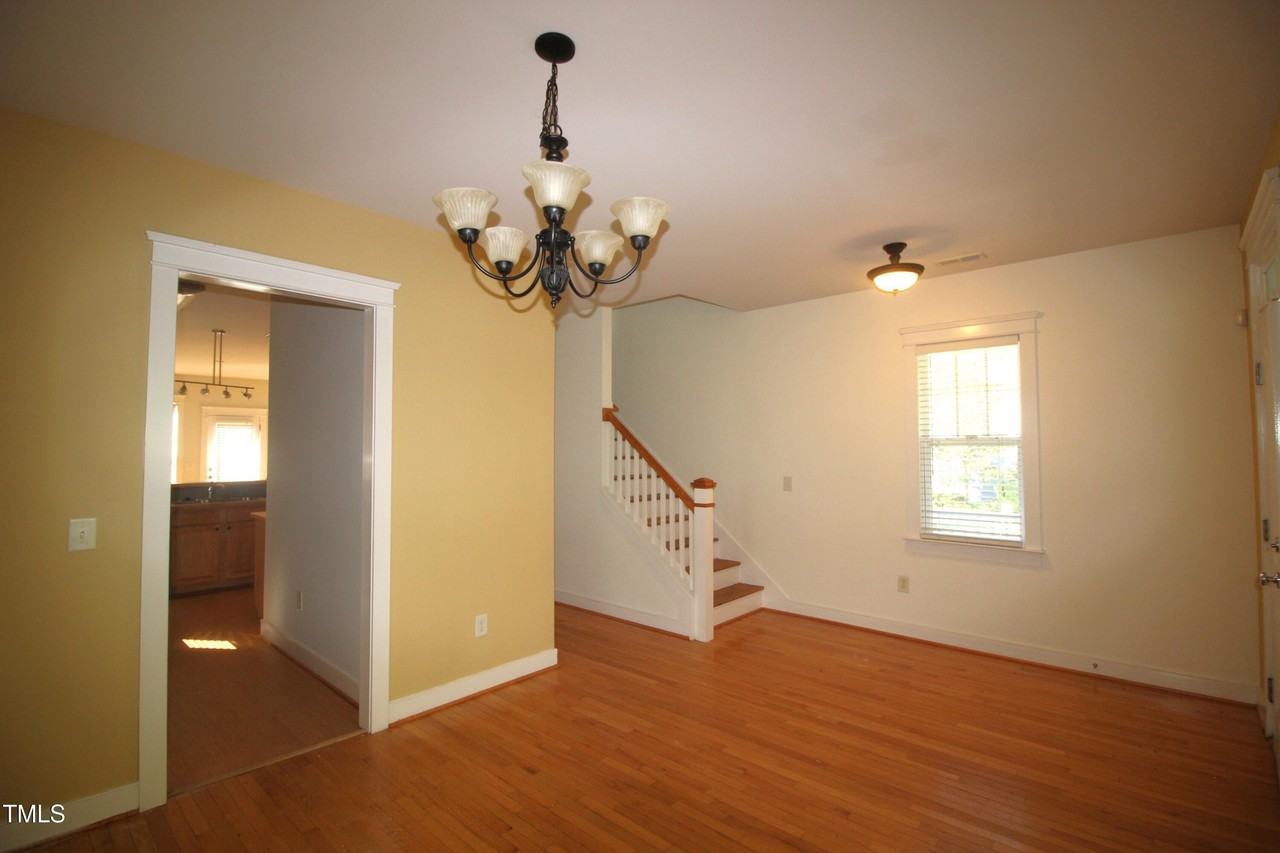 4433 All Points View Way - Photo 4 of 23