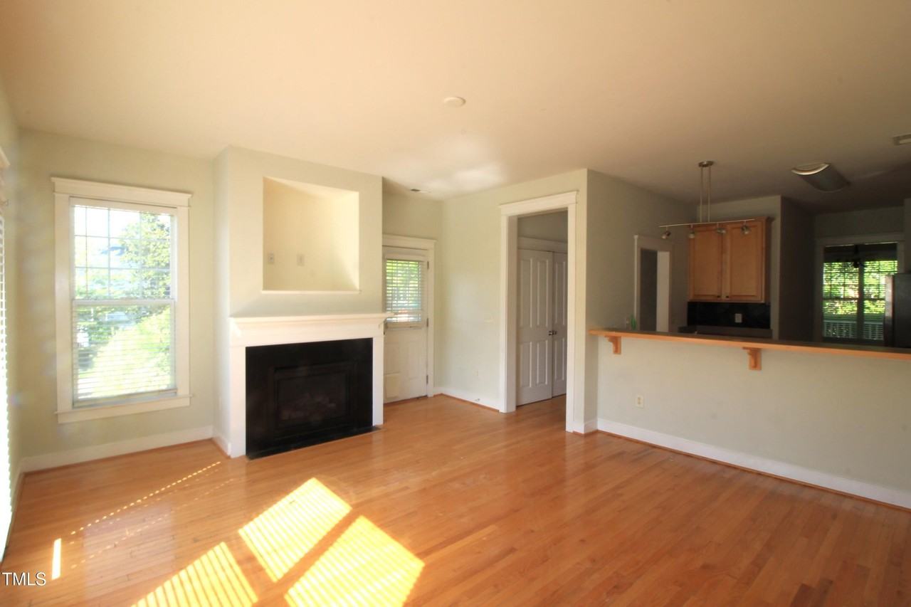 4433 All Points View Way - Photo 7 of 23