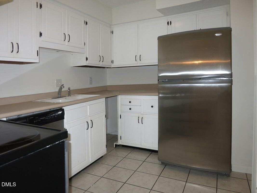 802 Oak Tree Dr - Photo 6 of 14