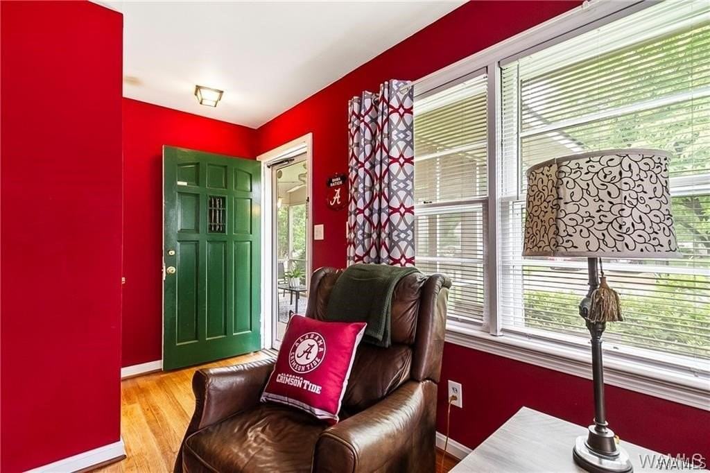 1613 2nd Ave Unit 101 - Photo 3 of 28