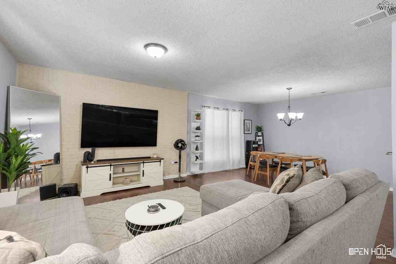 2810 Fleming Rd - Photo 5 of 30