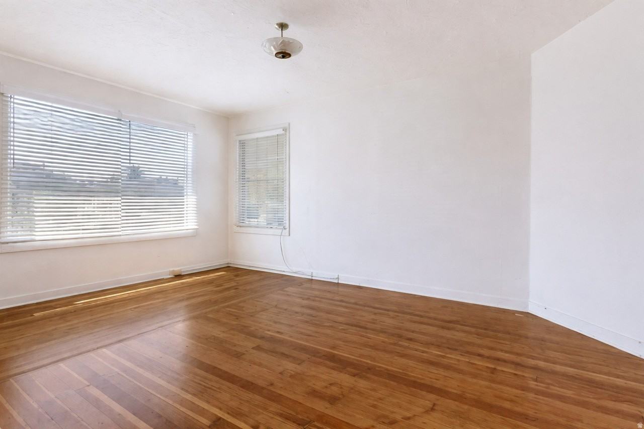 761 E Browning Ave - Photo 4 of 20