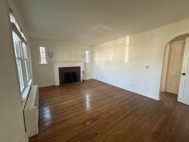 featured image of 25 Putnam Ave #1