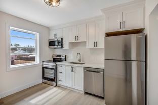 1889 Wavell St Bsmt - Photo 1 of 1