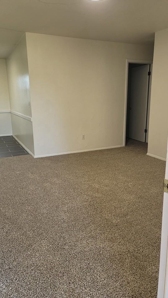 515 Gayclifee Ter #1 - Photo 3 of 39