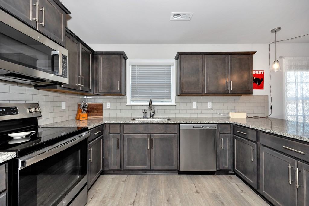 14665 Bowman St #1 - Photo 3 of 13