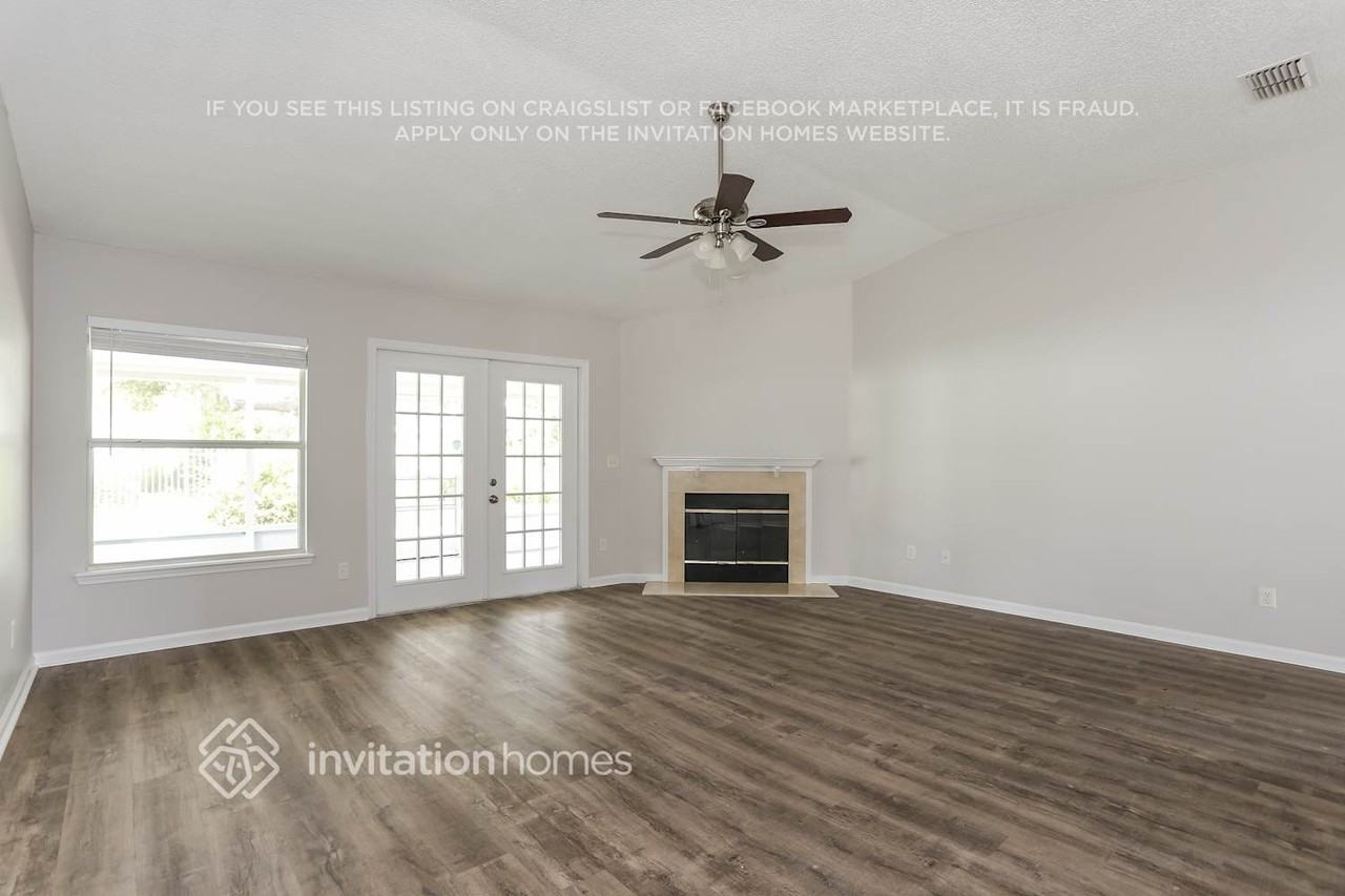 24078 Creek Parke Cir - Photo 3 of 17