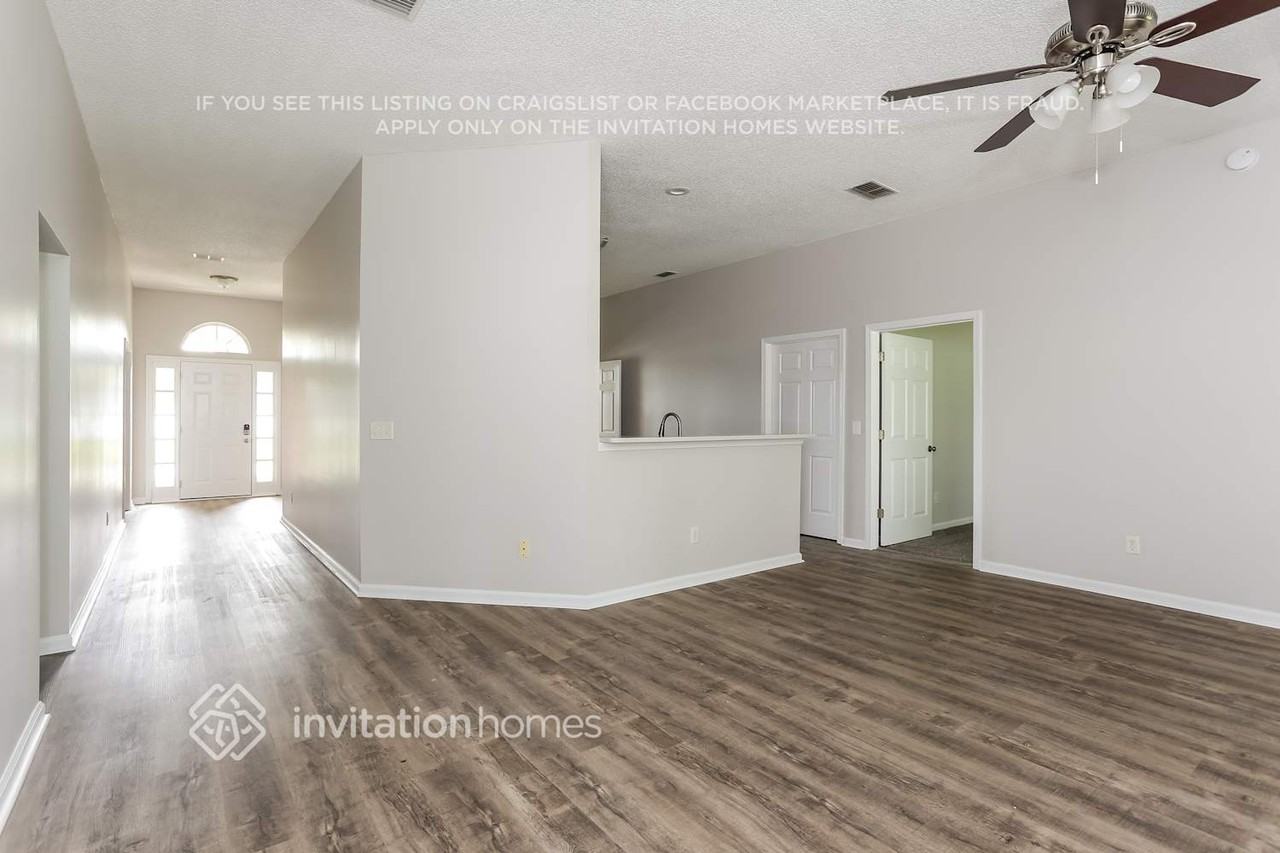 24078 Creek Parke Cir - Photo 4 of 17