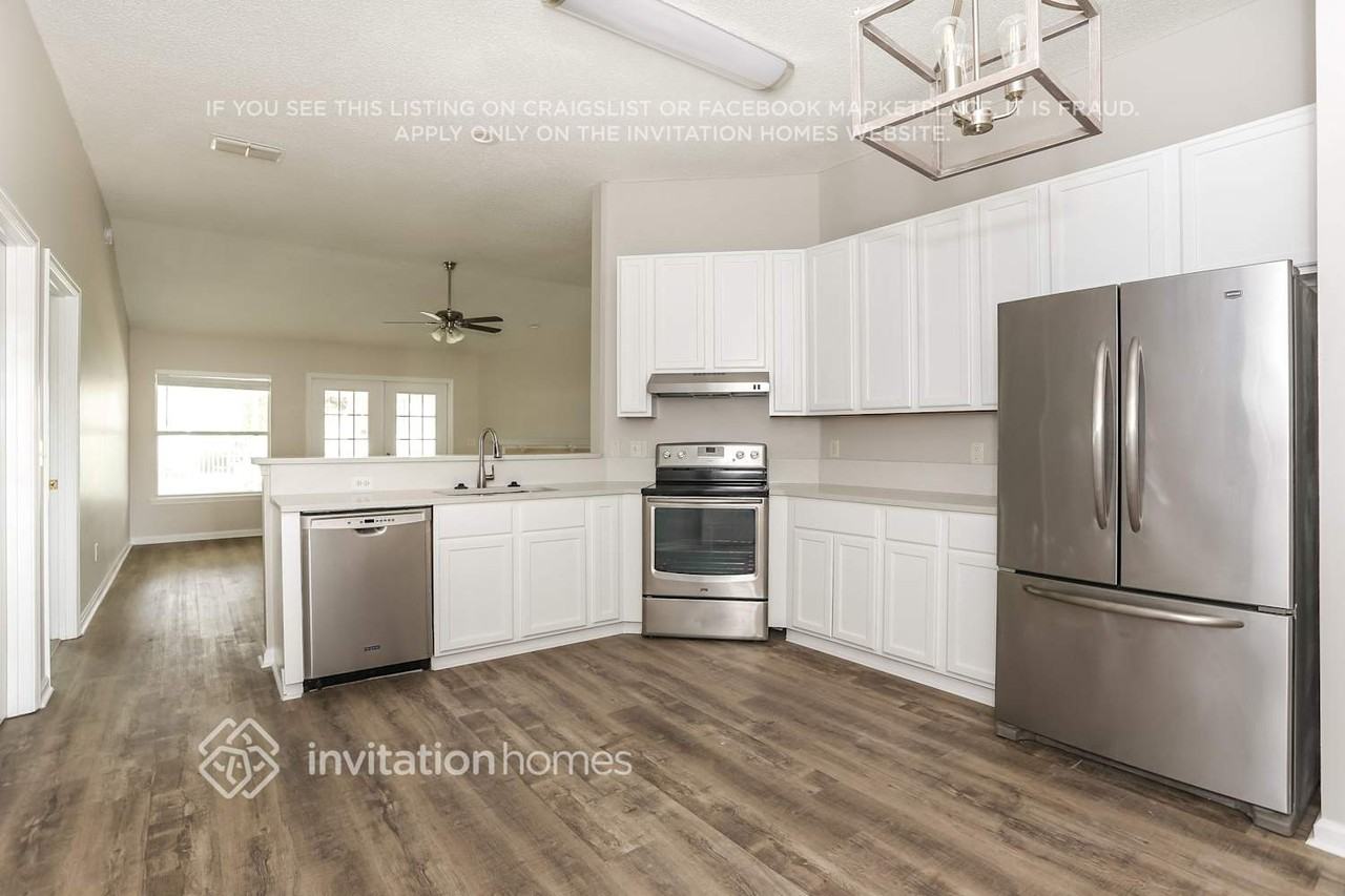 24078 Creek Parke Cir - Photo 7 of 17