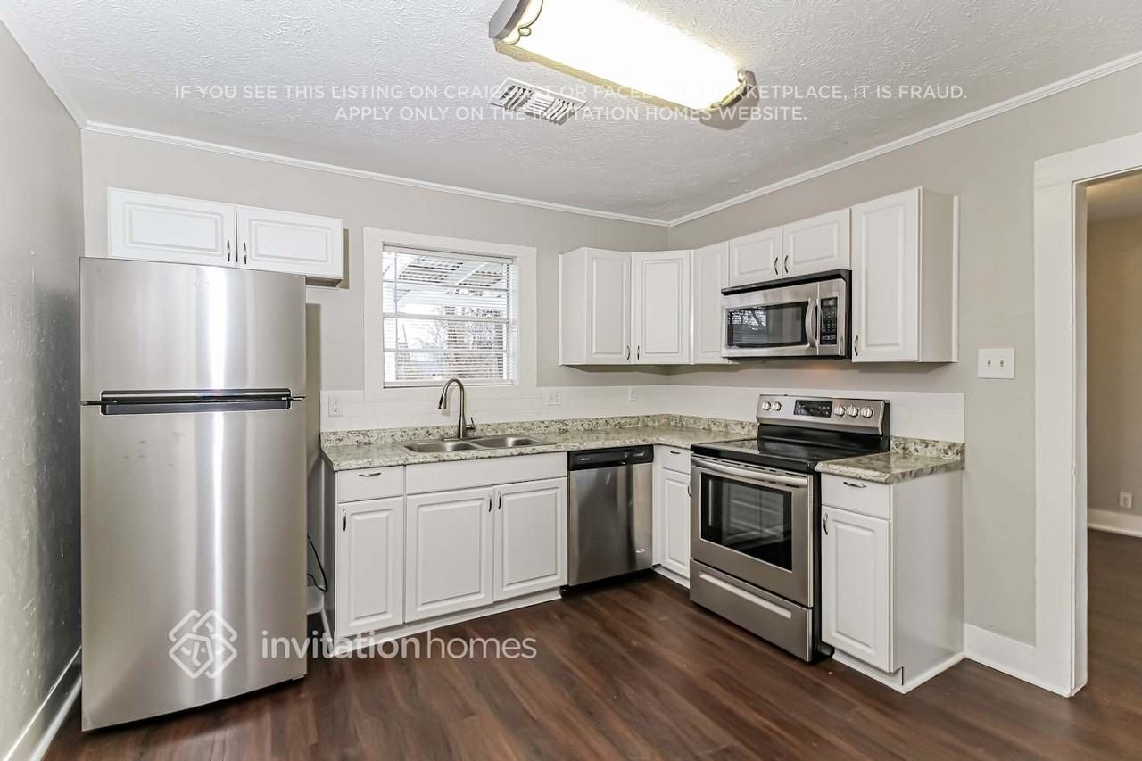 401 Marshall St - Photo 5 of 16