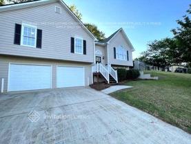 425 Austin Dr - Photo 1 of 1