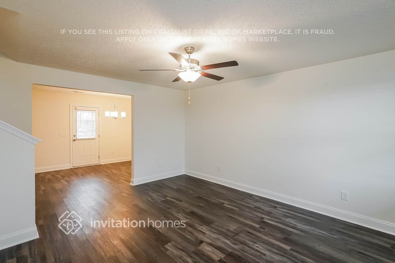 319 Green Hills Dr - Photo 3 of 16