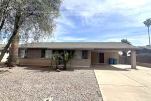 1129 E Hampton Cir - Photo 1 of 1