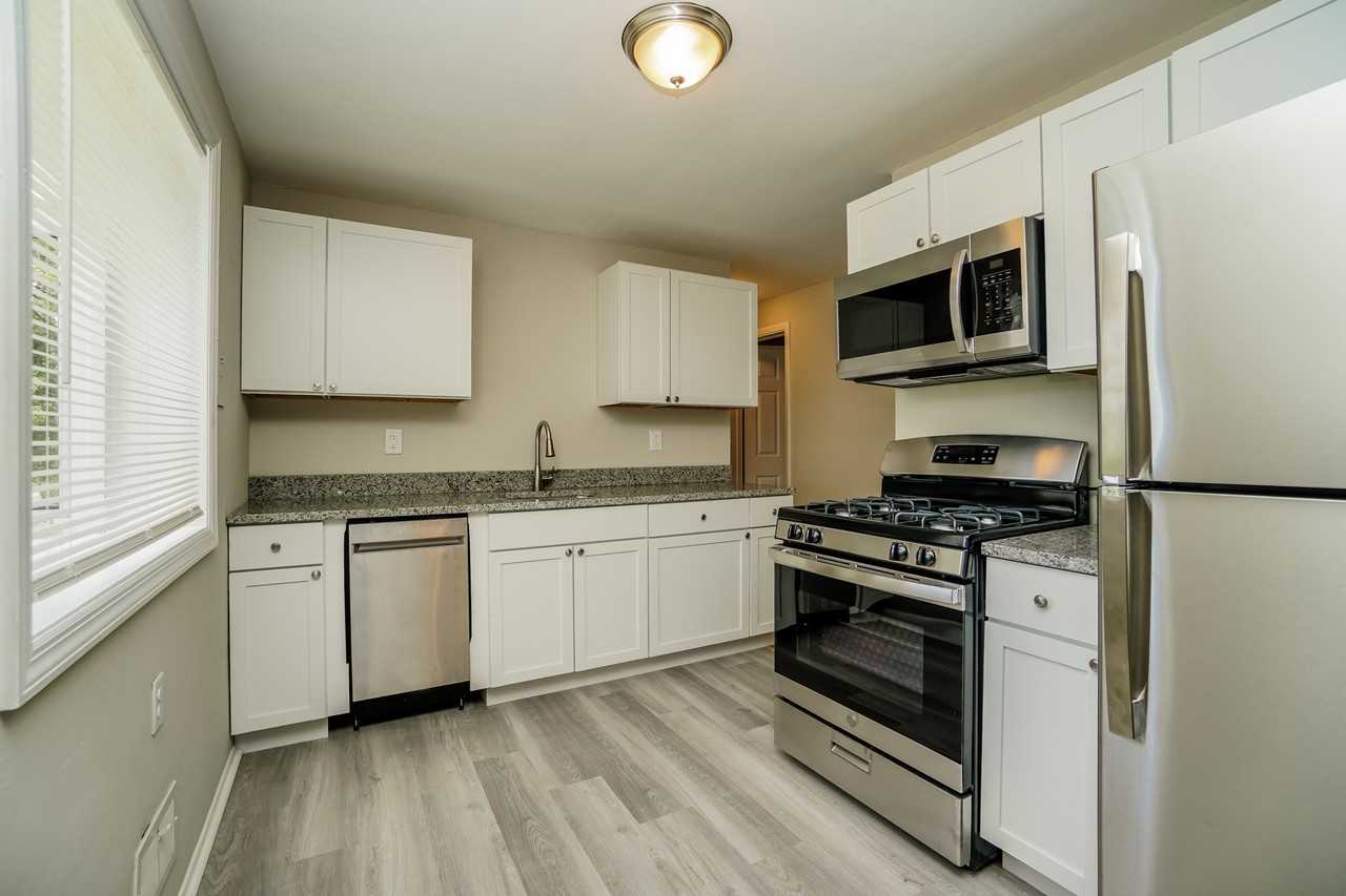 764 Five Pines Rd - Photo 5 of 16