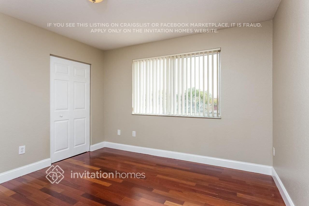 9229 Sw 157th Ct - Photo 6 of 17