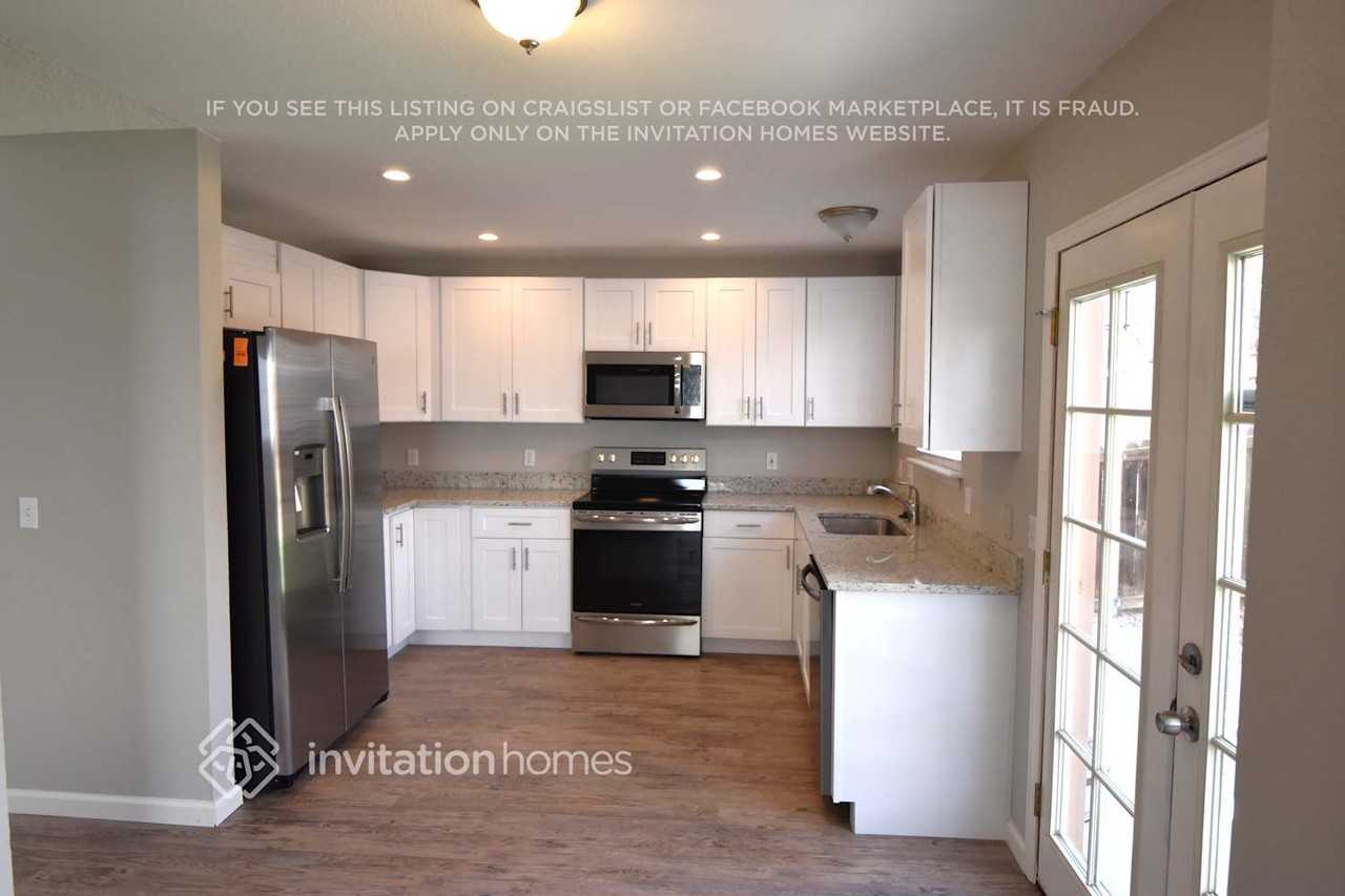 6030 Faxon Ct - Photo 4 of 17