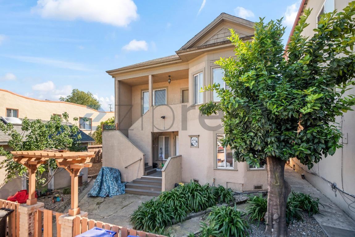 1613 Pomona St - Photo 2 of 18