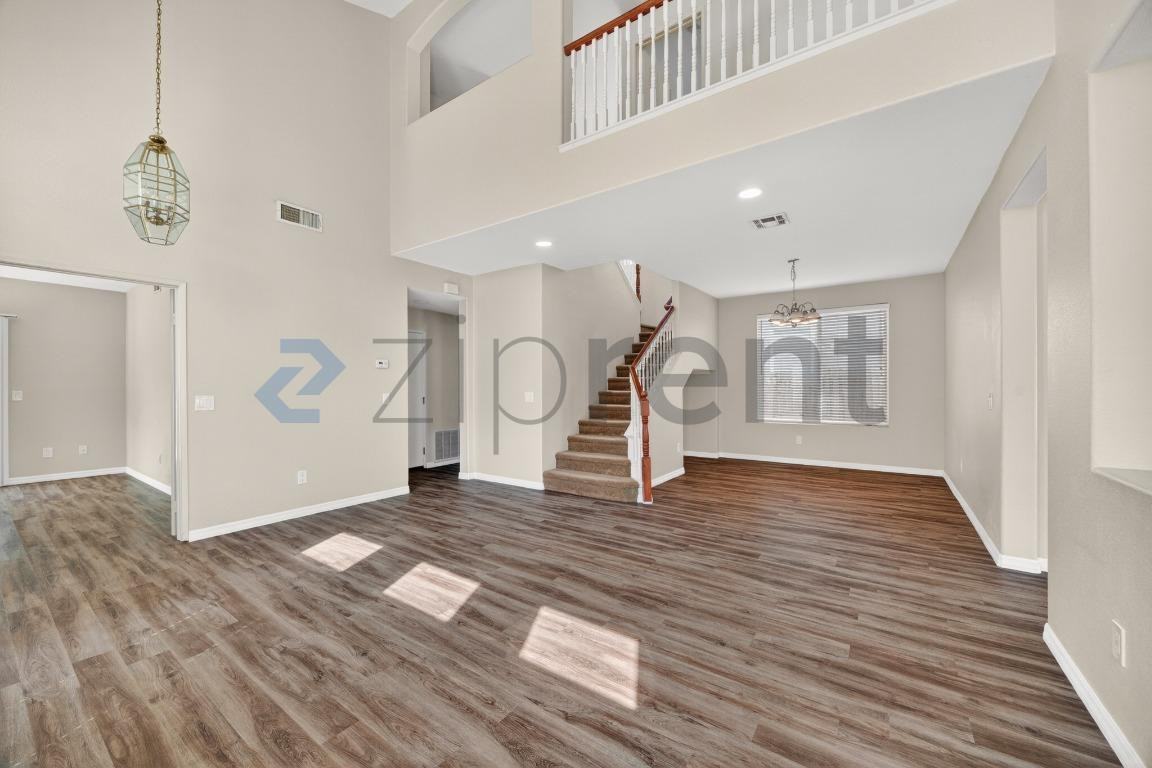 608 Shenandoah Ave - Photo 4 of 23