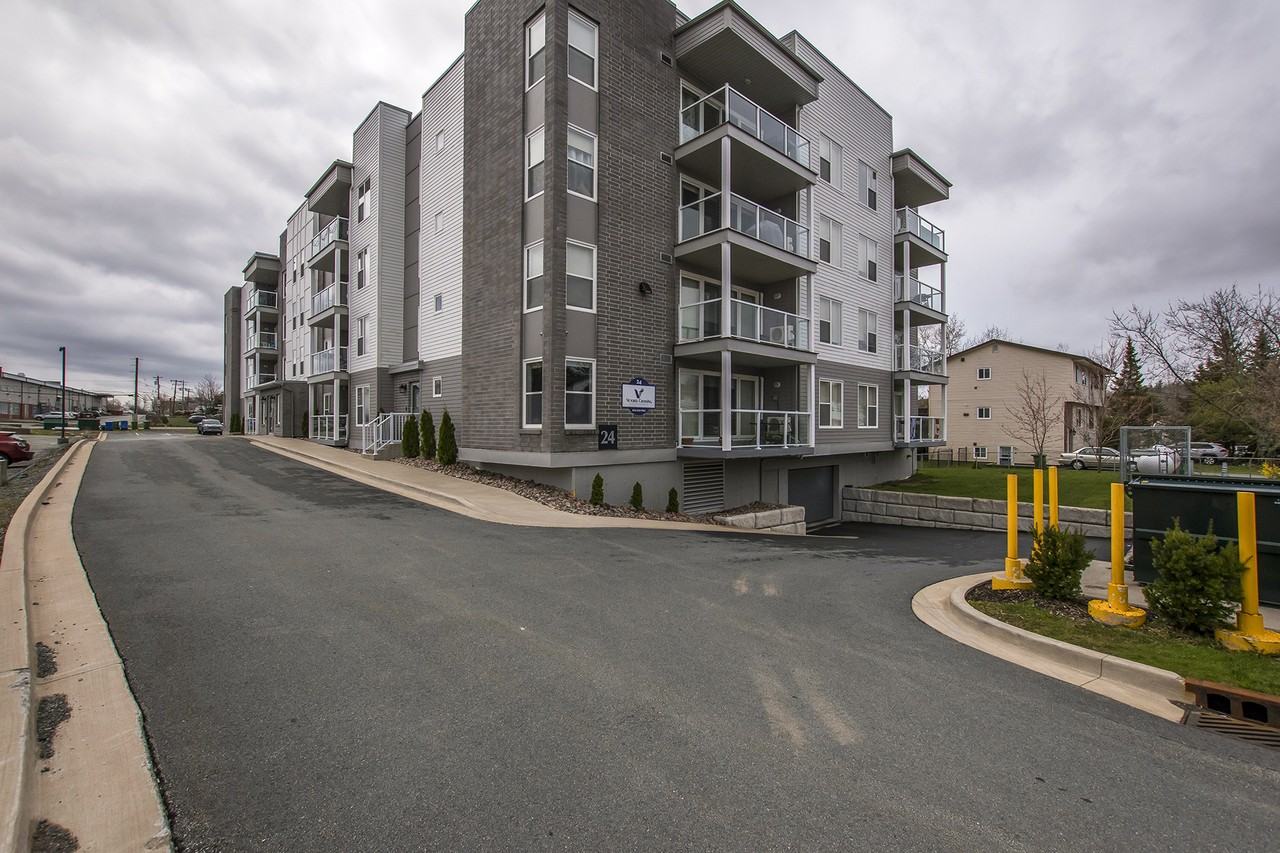 Victoria Crossing Apartments - Photo 3 of 25