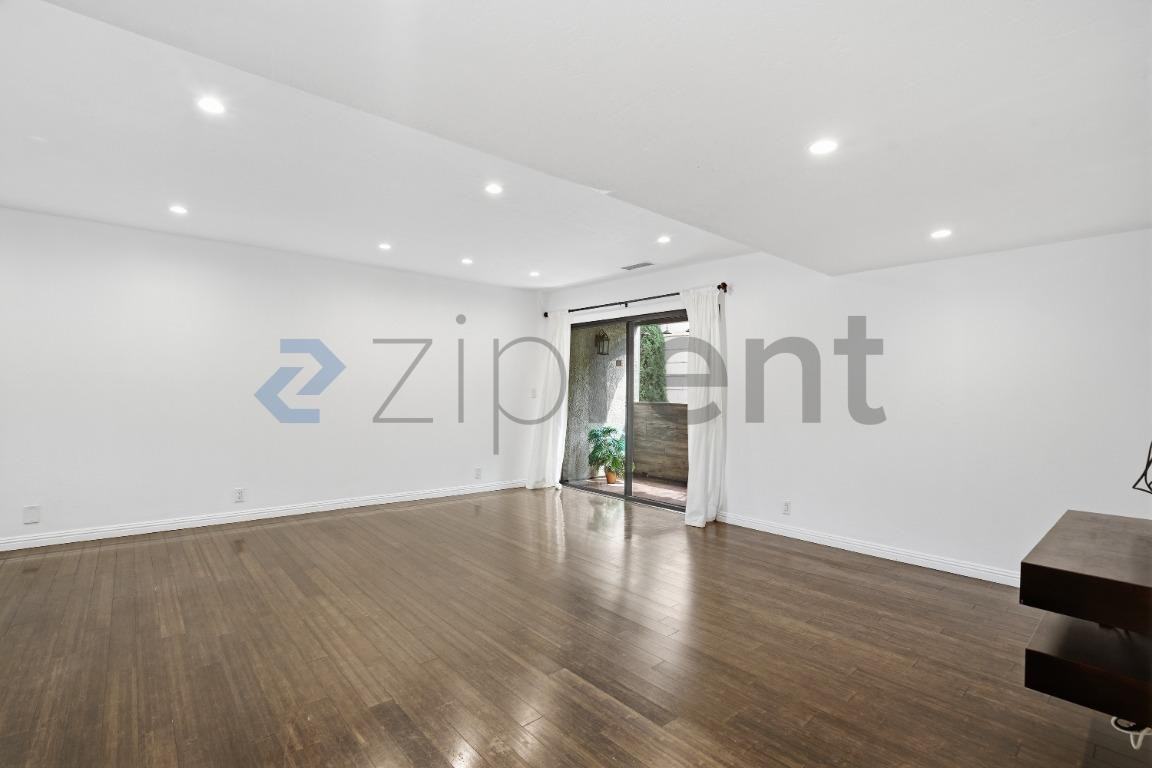 743 Euclid Ave #3 - Photo 5 of 25